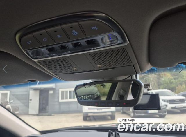 Genesis G90 2019 — photo 19