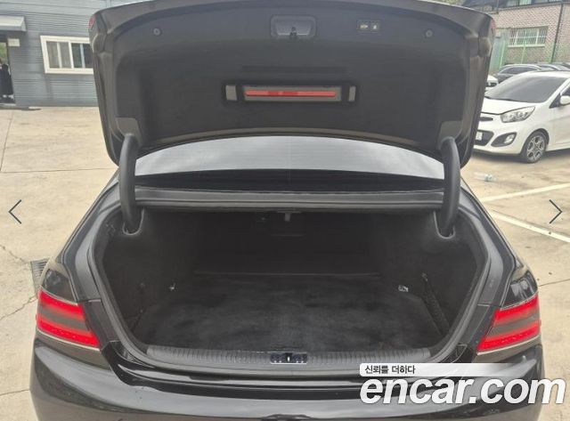 Genesis G90 2019 — photo 20