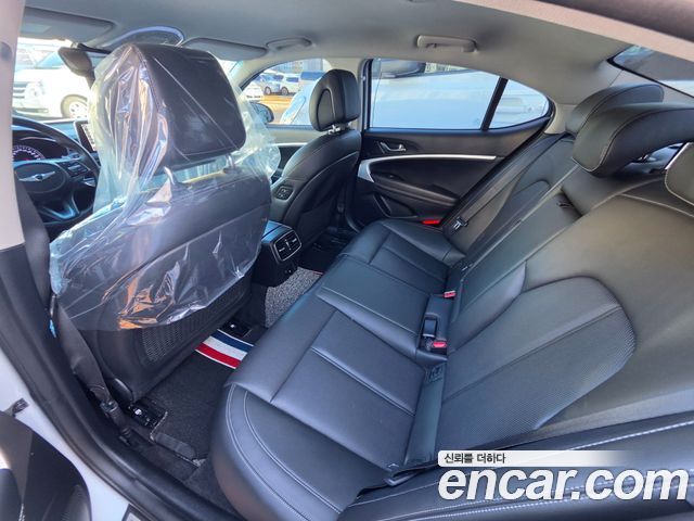 Genesis G70 2018 — photo 8