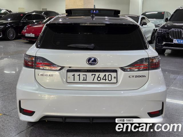 Lexus CT200h 2015 — photo 4