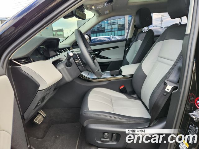 Land Rover Range Rover Evoque 2025 — photo 9