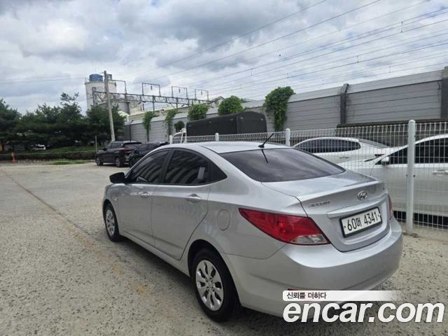 Hyundai Accent 2016 — photo 4