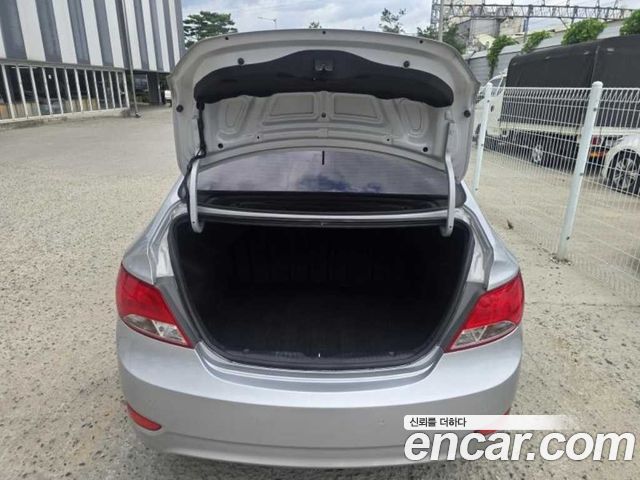 Hyundai Accent 2016 — photo 6