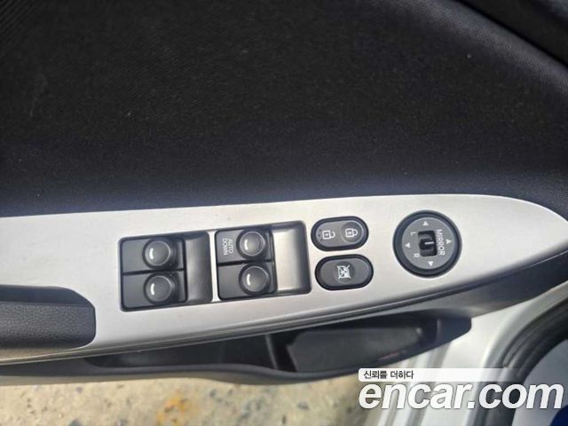Hyundai Accent 2016 — photo 12