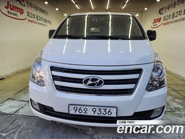 Hyundai Starex 2016 — photo 2