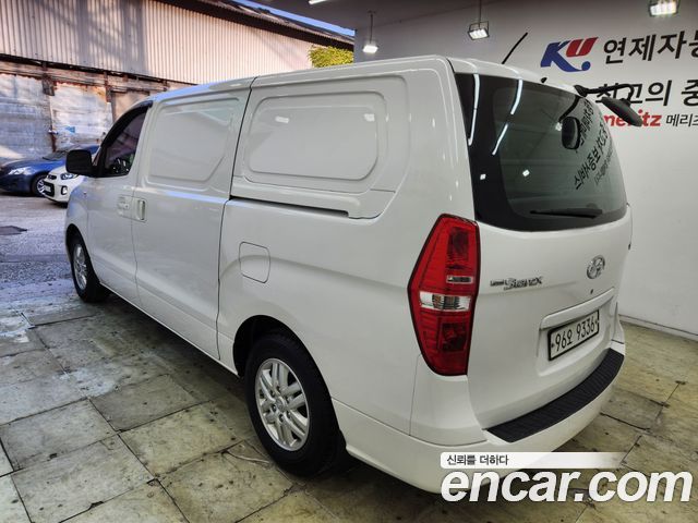 Hyundai Starex 2016 — photo 3