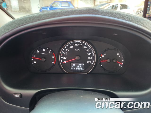 Hyundai Starex 2016 — photo 13