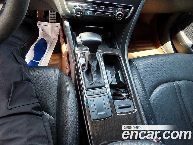 Kia K5 2016 — photo 12