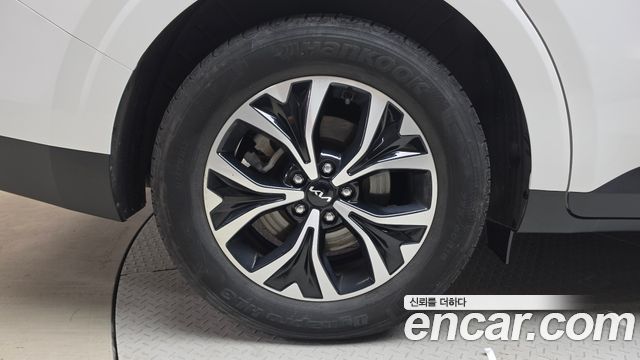 Kia Canival 2022 — photo 5