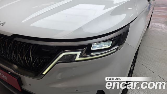 Kia Canival 2022 — photo 8