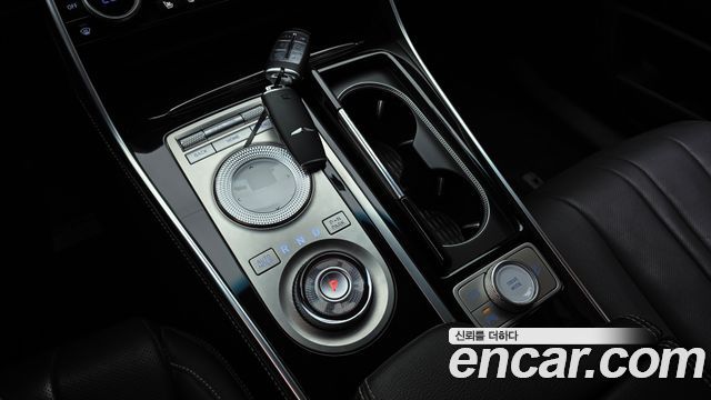 Genesis GV80 2022 — photo 12