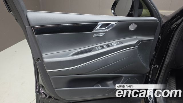 Genesis GV80 2022 — photo 14