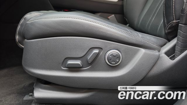 Genesis GV80 2022 — photo 33