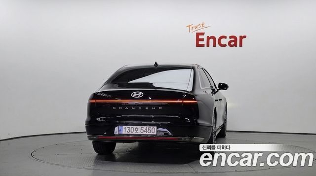 Hyundai Grandeur 2023 — photo 4