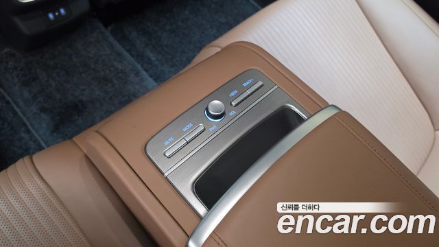 Hyundai Grandeur 2023 — photo 26