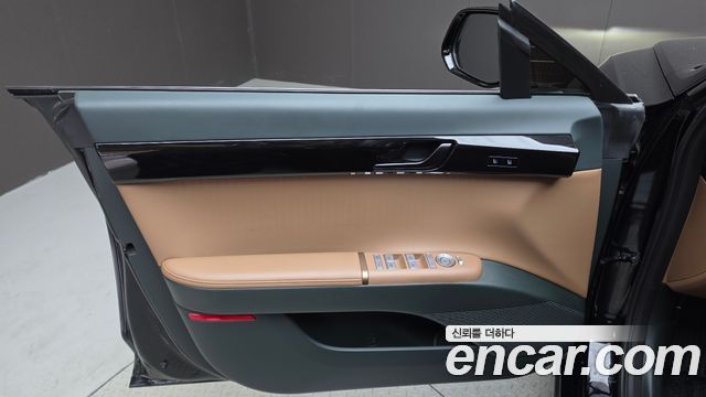 Hyundai Grandeur 2023 — photo 14