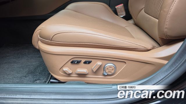 Hyundai Grandeur 2023 — photo 32