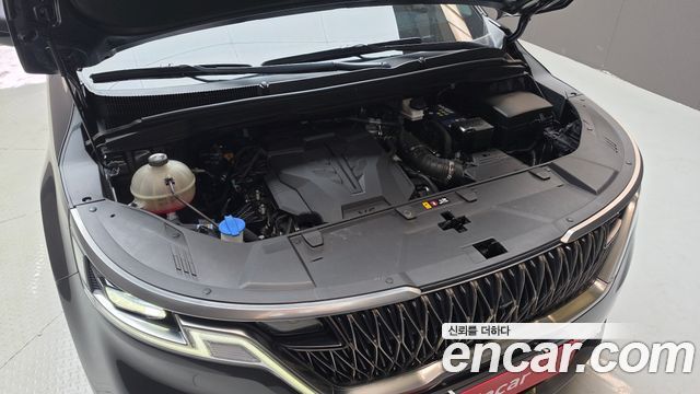 Kia Canival 2023 — photo 6