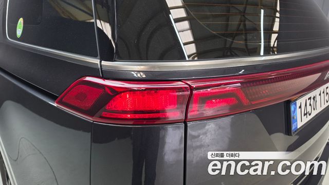 Kia Canival 2023 — photo 9