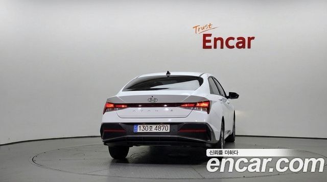 Hyundai AVANTE 2024 — photo 4