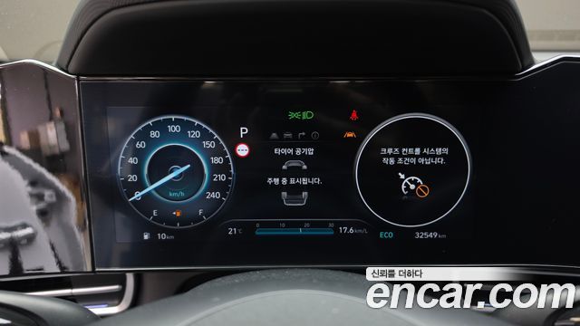 Hyundai AVANTE 2024 — photo 11