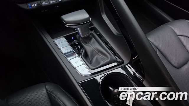 Hyundai AVANTE 2024 — photo 12
