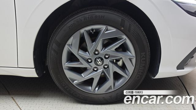 Hyundai AVANTE 2024 — photo 7
