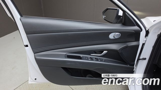 Hyundai AVANTE 2024 — photo 14