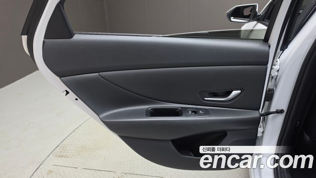 Hyundai AVANTE 2024 — photo 15