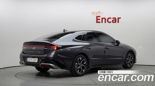 Hyundai Sonata 2025 — photo 2