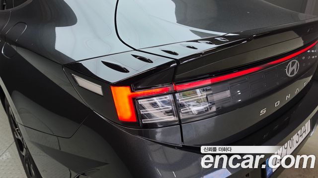 Hyundai Sonata 2025 — photo 9