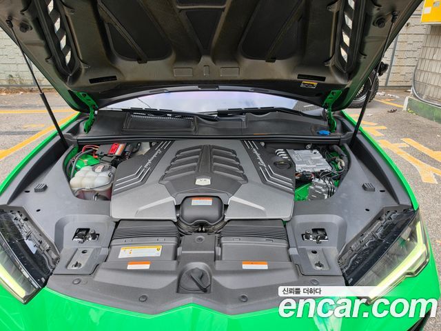 Lamborghini Urus 2024 — photo 14