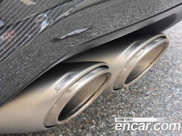 Lamborghini Urus 2024 — photo 20