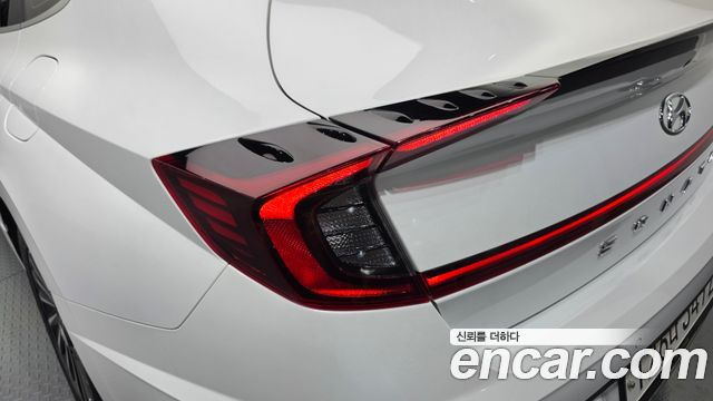 Hyundai Sonata 2020 — photo 9