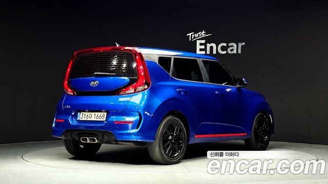 Kia Soul 2021 — photo 2
