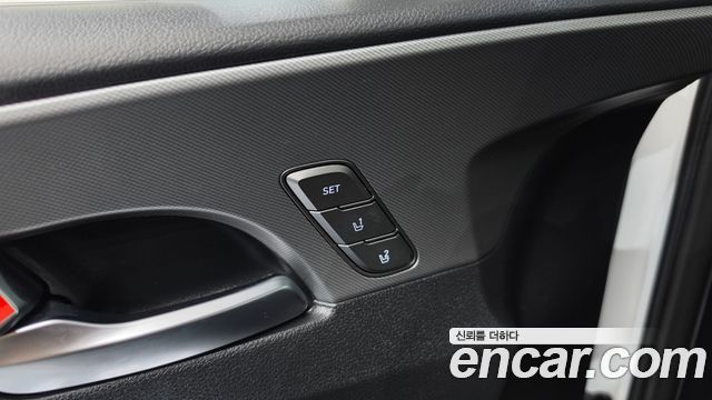 Hyundai Santafe 2023 — photo 30