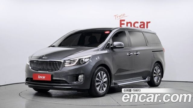 Kia Canival 2016 — photo 1