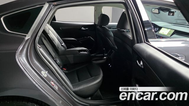 Kia K7 2020 — photo 12