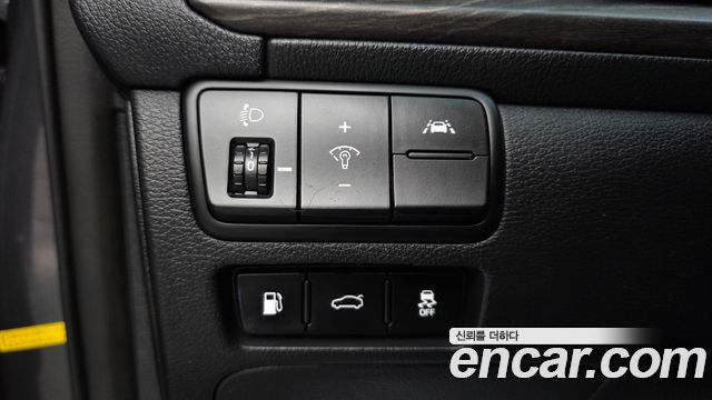 Kia K7 2020 — photo 17