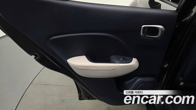 Hyundai Venue 2022 — photo 15