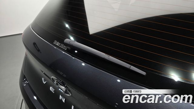 Hyundai Venue 2022 — photo 31