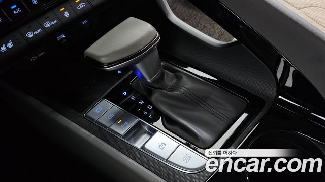 Hyundai AVANTE 2024 — photo 9