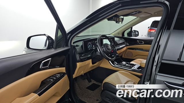 Kia Canival 2023 — photo 13