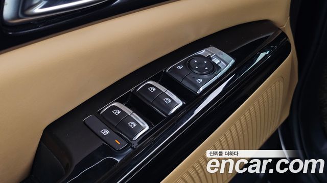 Kia Canival 2023 — photo 23