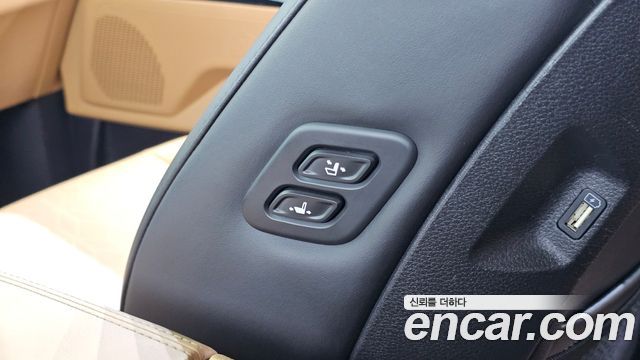Kia Canival 2023 — photo 24
