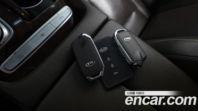Kia K9 2020 — photo 23