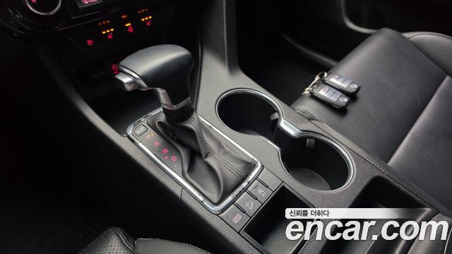 Kia Sportage 2016 — photo 12