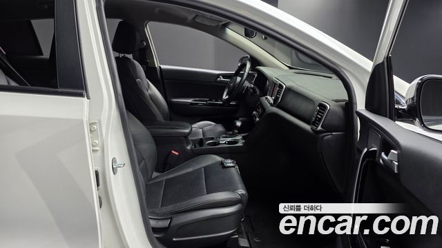 Kia Sportage 2016 — photo 18