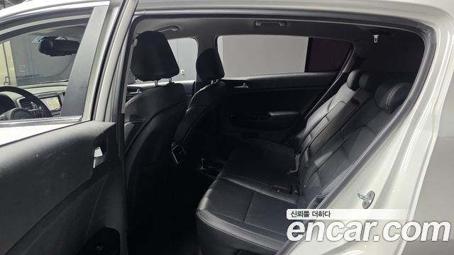 Kia Sportage 2016 — photo 16