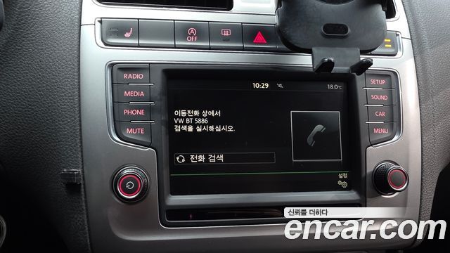 Volkswagen Polo 2016 — photo 15